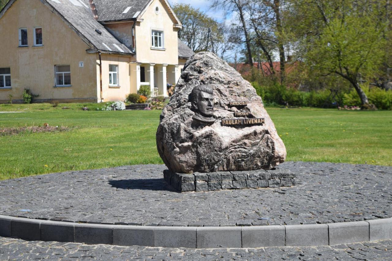 Hotel Kalna Ligzda Smiltene Zewnętrze zdjęcie